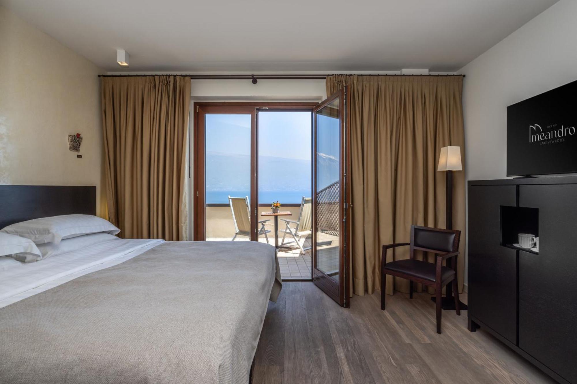 Hotel Meandro - Lake View Gargnano Quarto foto